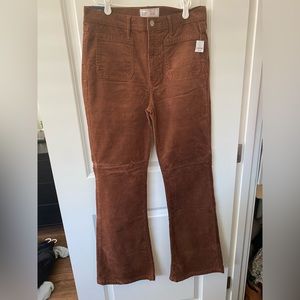GAP High Rise '70s Flare Jeans with Washwell